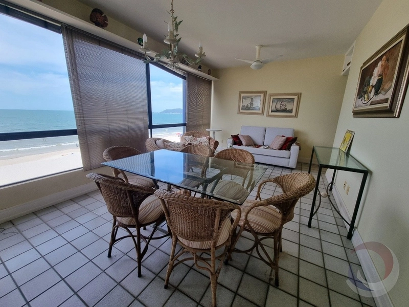 Apartamento Vista Mar em Canasvieiras com 3 dormitórios 1 suíte e 2v: 7ª foto da galeria de imagens do imóvel