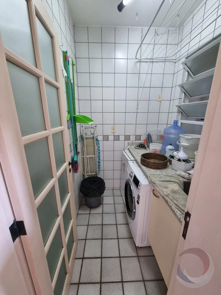 Apartamento Vista Mar em Canasvieiras com 3 dormitórios 1 suíte e 2v: 32ª foto da galeria de imagens do imóvel