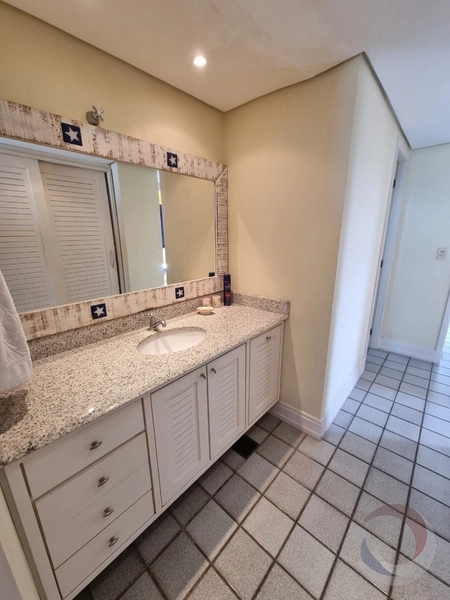 Apartamento Vista Mar em Canasvieiras com 3 dormitórios 1 suíte e 2v: 24ª foto da galeria de imagens do imóvel