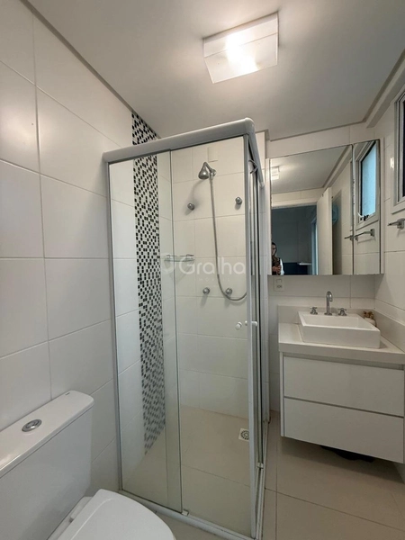 Apartamento em Coqueiros com 2 dormitórios, sendo 1 suíte e 2 vagas: 17ª foto da galeria de imagens do imóvel
