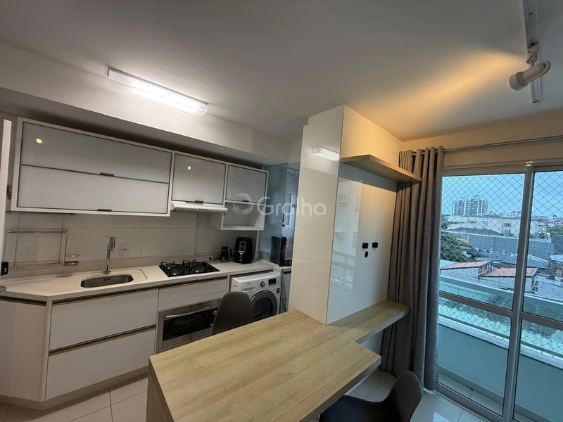 Apartamento em Coqueiros com 2 dormitórios, sendo 1 suíte e 2 vagas: 5ª foto da galeria de imagens do imóvel