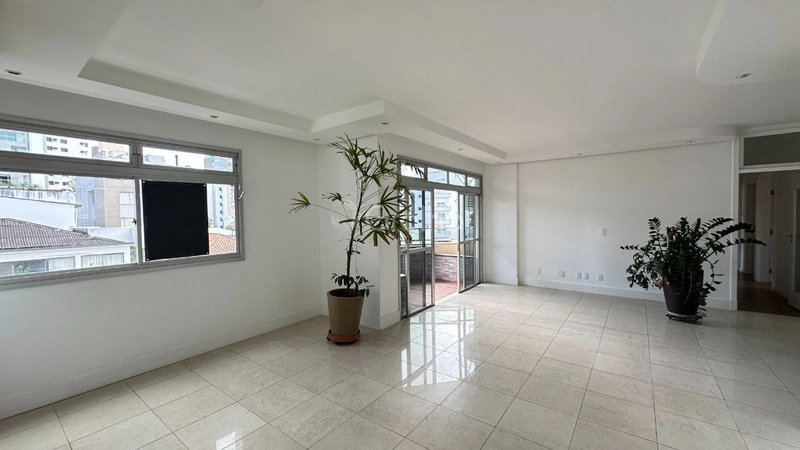 Apartamento a venda no Centro com 4 dormitórios 2 suítes e 2 vagas: 3ª foto da galeria de imagens do imóvel