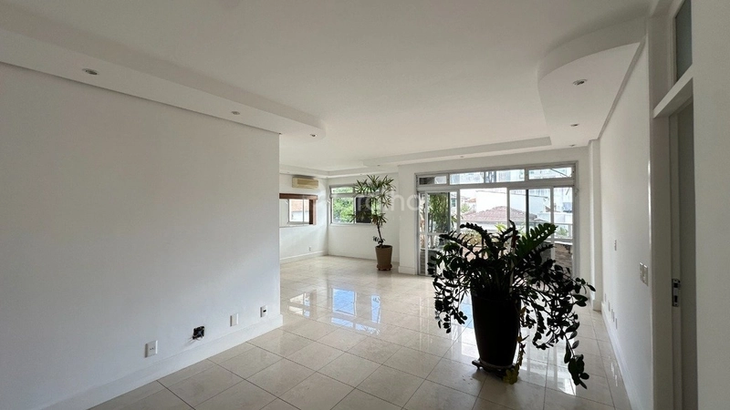 Apartamento a venda no Centro com 4 dormitórios 2 suítes e 2 vagas: 1ª foto da galeria de imagens do imóvel