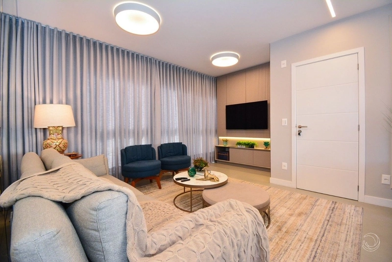 Apartamento no Centro com 2 dormitórios 2 suítes e 2 vagas - 71m²: 3ª foto da galeria de imagens do imóvel