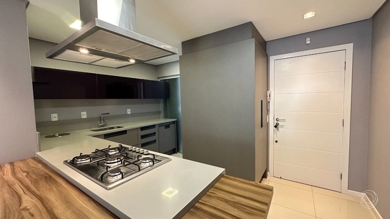 Apartamento no Centro com 2 dormitórios 1 suítes e 2 vagas: 8ª foto da galeria de imagens do imóvel