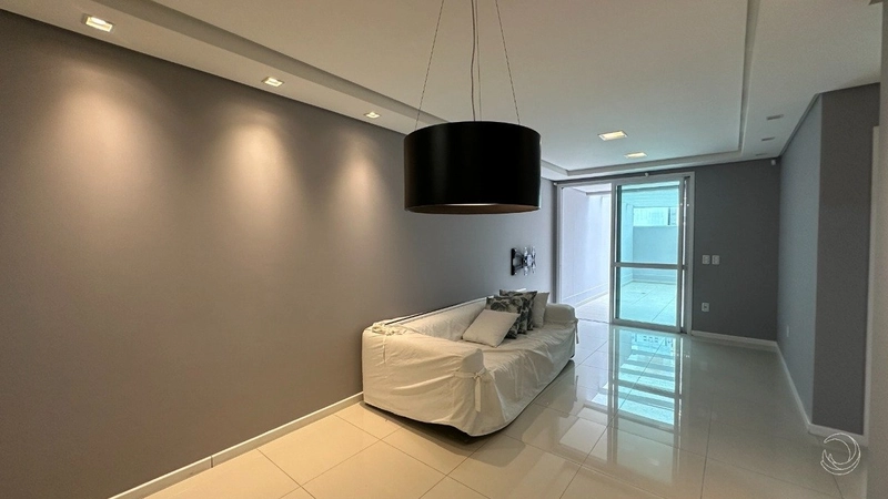 Apartamento no Centro com 2 dormitórios 1 suítes e 2 vagas: 2ª foto da galeria de imagens do imóvel