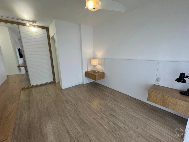 Apartamento na Agronômica com 3 dormitórios, sendo 1 suíte, 2 vagas: 24ª foto da galeria de imagens do imóvel