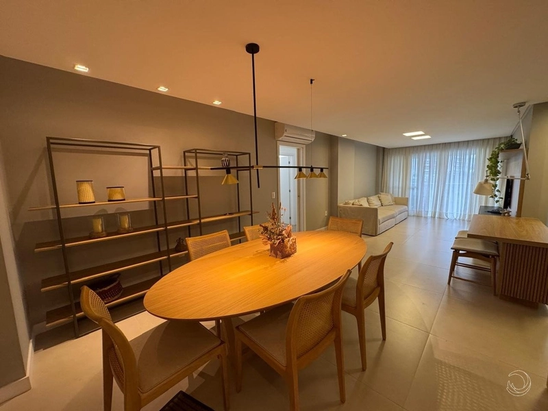 Apartamento na Agronômica com 3 dormitórios, sendo 1 suíte, 2 vagas: 6ª foto da galeria de imagens do imóvel