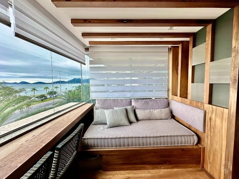 Apartamento na Beira Mar com 3 suítes e 4 vagas - 316m² Vista Mar: 10ª foto da galeria de imagens do imóvel