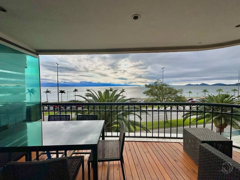 Apartamento na Beira Mar com 3 suítes e 4 vagas - 316m² Vista Mar: 34ª foto da galeria de imagens do imóvel