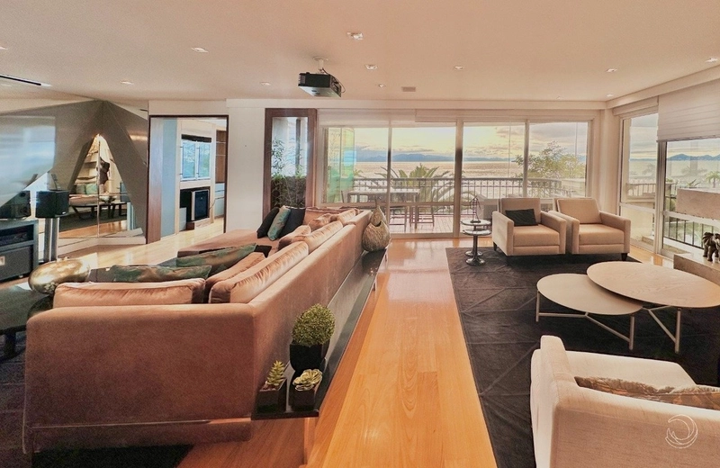 Apartamento na Beira Mar com 3 suítes e 4 vagas - 316m² Vista Mar: 27ª foto da galeria de imagens do imóvel