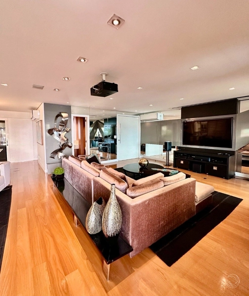 Apartamento na Beira Mar com 3 suítes e 4 vagas - 316m² Vista Mar: 43ª foto da galeria de imagens do imóvel