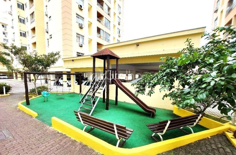 Apartamento em Coqueiros com 2 dormitórios 1 suíte e 1 vaga - 81m²: 13ª foto da galeria de imagens do imóvel