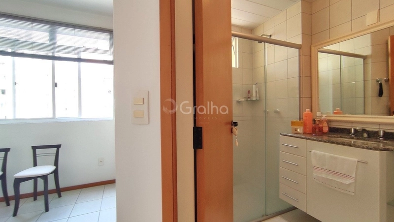 Apartamento em Coqueiros com 2 dormitórios 1 suíte e 1 vaga - 81m²: 18ª foto da galeria de imagens do imóvel