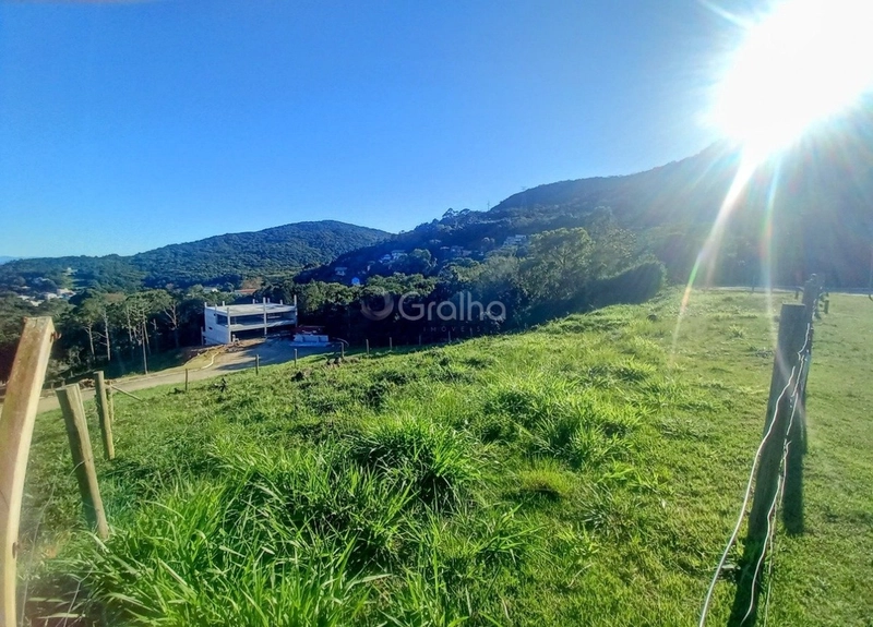 Terreno no Itacurubi com 480m² de área: 1ª foto da galeria de imagens do imóvel