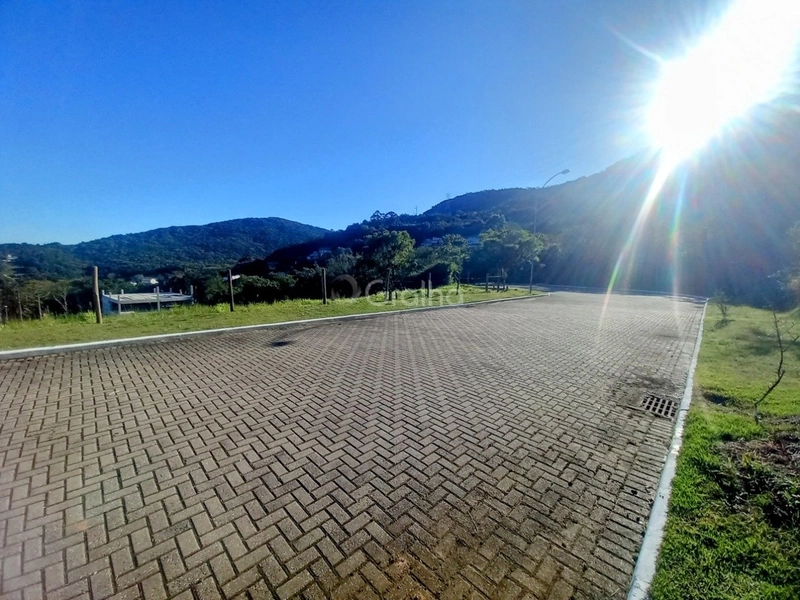 Terreno no Itacurubi com 480m² de área: 4ª foto da galeria de imagens do imóvel