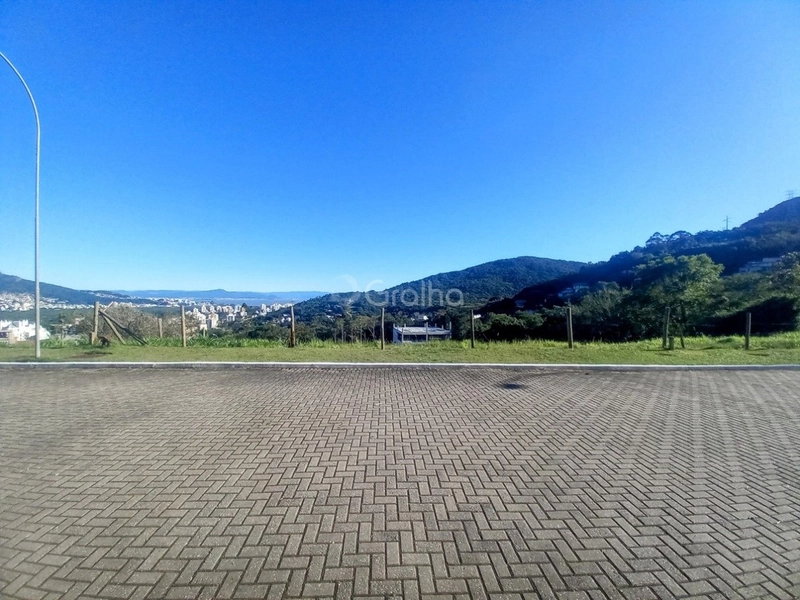 Terreno no Itacurubi com 480m² de área: 3ª foto da galeria de imagens do imóvel