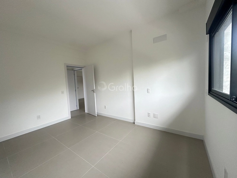 Apartamento a venda com 2 suítes e 1 vaga na Agronômica: 11ª foto da galeria de imagens do imóvel
