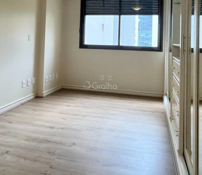 Apartamento no Centro com 3 dormitórios, sendo 3 suíte e 3 vagas: 8ª foto da galeria de imagens do imóvel