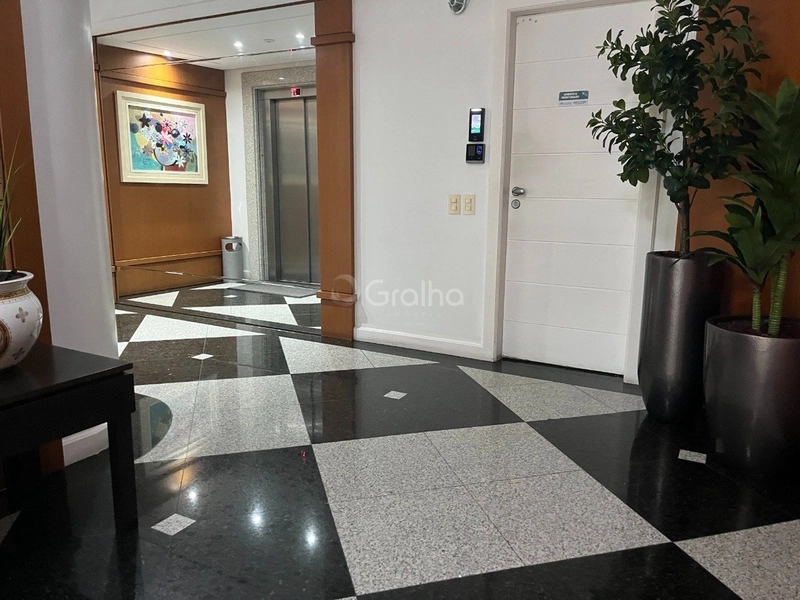 Apartamento no Centro com 3 dormitórios, sendo 3 suíte e 3 vagas: 13ª foto da galeria de imagens do imóvel