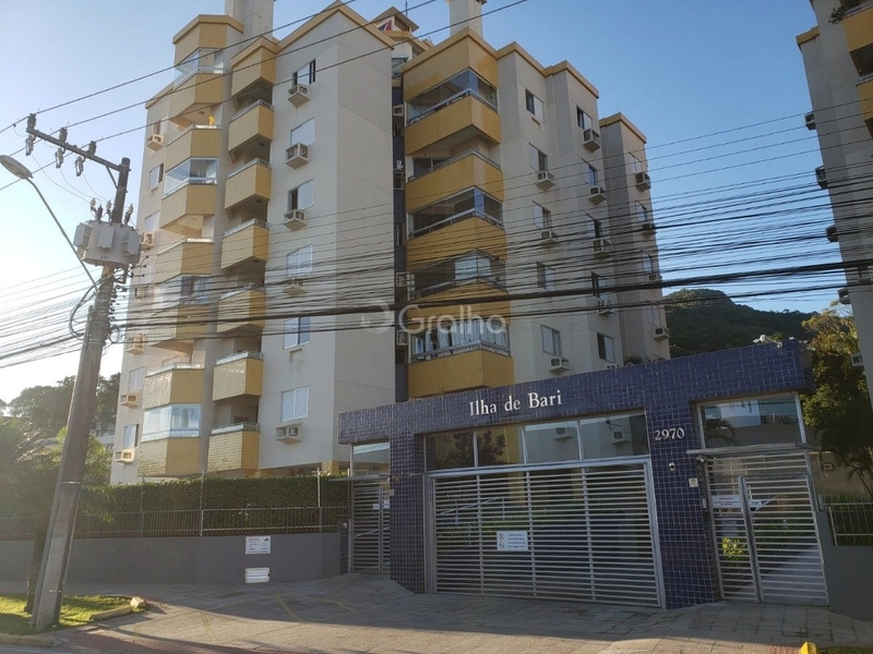 Cobertura no Saco Grande com 3 dormitórios, sendo 1 suíte e 2 vaga: 43ª foto da galeria de imagens do imóvel