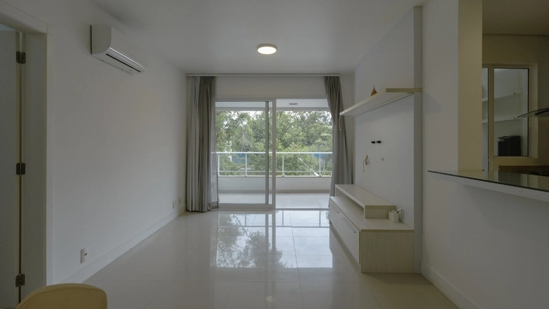 Apartamento no Campeche com 2 dormitórios, sendo 1 suíte e 1 vaga: 2ª foto da galeria de imagens do imóvel
