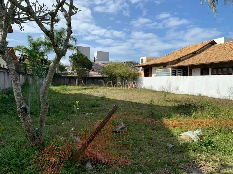 Terreno a venda em Jurere internacional com 450 m²: 2ª foto da galeria de imagens do imóvel