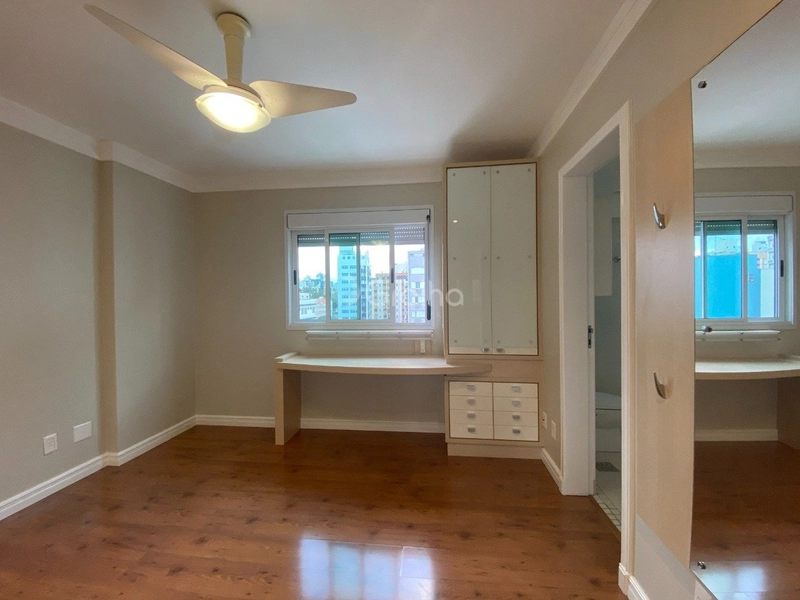 Apartamento a venda no Centro com 3 suítes e 2 vagas - 171 m²: 9ª foto da galeria de imagens do imóvel