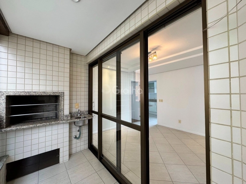 Apartamento no Centro com 3 dormitórios sendo 1 suíte e 2 vagas 110m²: 6ª foto da galeria de imagens do imóvel