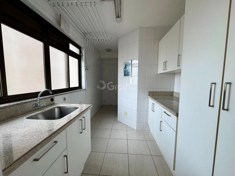 Apartamento no Centro com 3 dormitórios sendo 1 suíte e 2 vagas 110m²: 11ª foto da galeria de imagens do imóvel