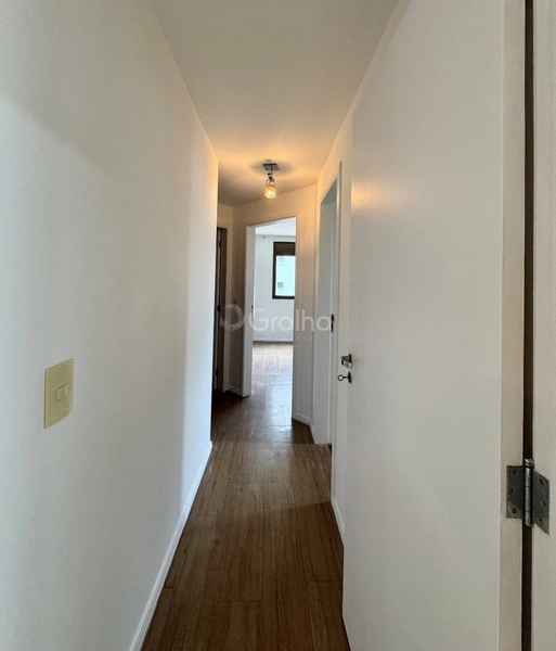 Apartamento no Centro com 3 dormitórios sendo 1 suíte e 2 vagas 110m²: 13ª foto da galeria de imagens do imóvel