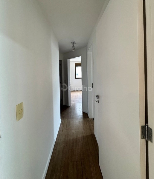 Apartamento no Centro com 3 dormitórios sendo 1 suíte e 2 vagas 110m²: 21ª foto da galeria de imagens do imóvel