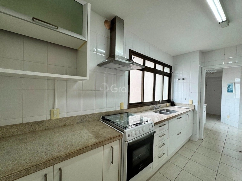 Apartamento no Centro com 3 dormitórios sendo 1 suíte e 2 vagas 110m²: 10ª foto da galeria de imagens do imóvel
