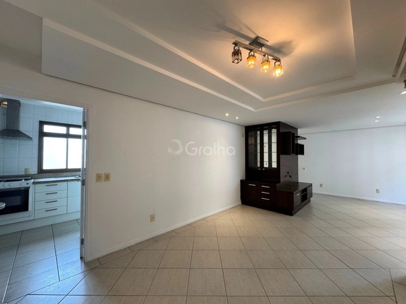 Apartamento no Centro com 3 dormitórios sendo 1 suíte e 2 vagas 110m²: 3ª foto da galeria de imagens do imóvel