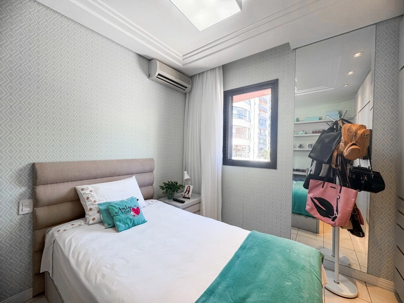Apartamento no Centro com 04 dormitórios, sendo 01 suítes e 3 vagas: 16ª foto da galeria de imagens do imóvel