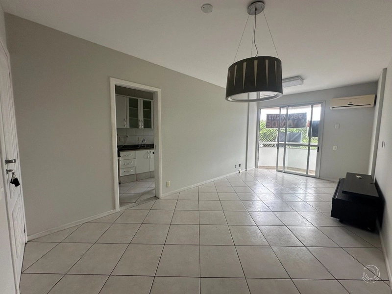 Apartamento na Trindade com 3 dormitórios 1 suíte com 1 vaga: 1ª foto da galeria de imagens do imóvel