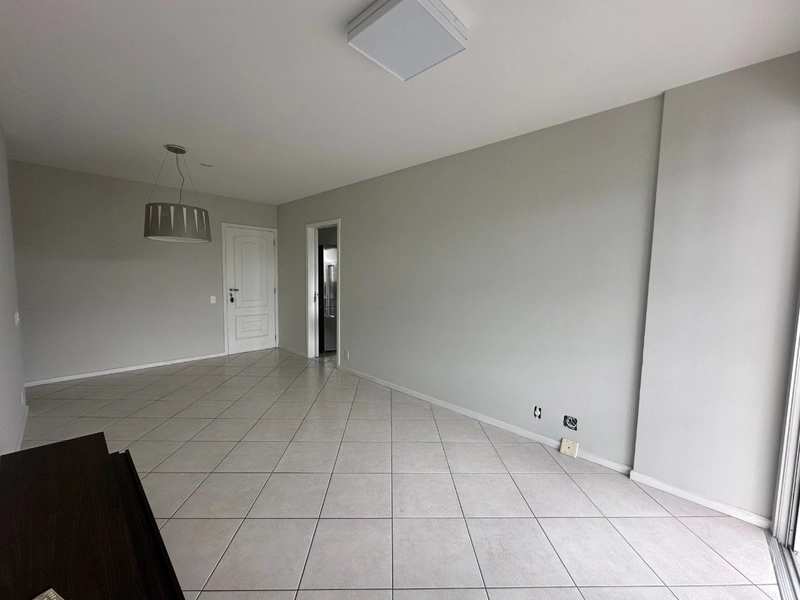 Apartamento na Trindade com 3 dormitórios 1 suíte com 1 vaga: 24ª foto da galeria de imagens do imóvel