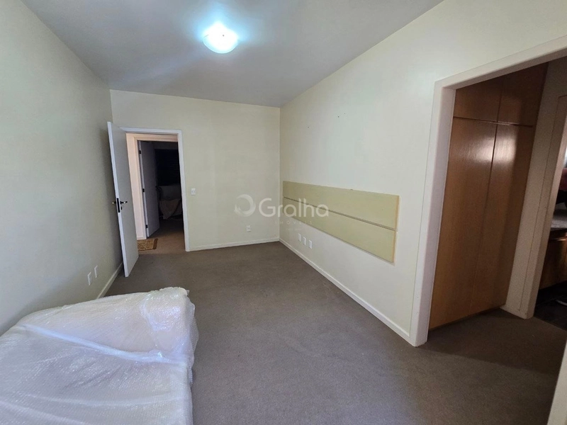 Apartamento no Centro com 4 dormitórios, sendo 2 suítes e 2 vagas: 19ª foto da galeria de imagens do imóvel