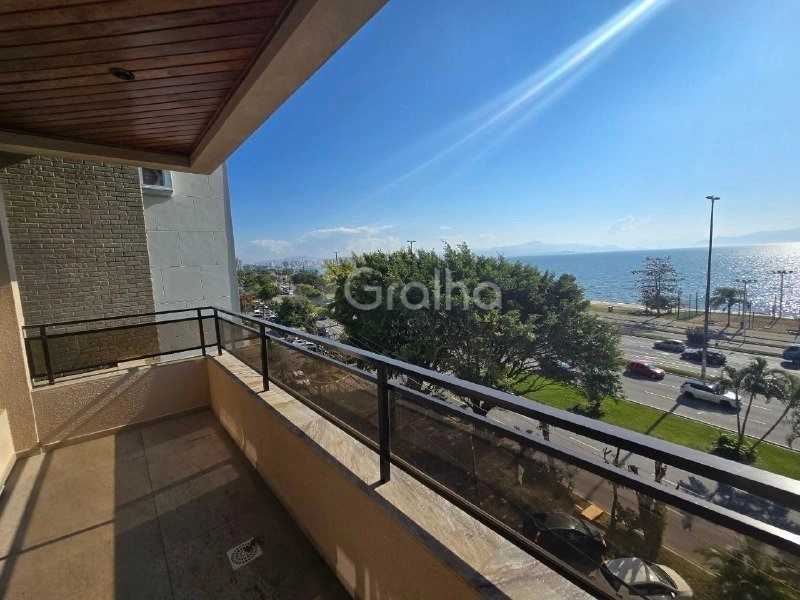 Apartamento no Centro com 4 dormitórios, sendo 2 suítes e 2 vagas: 5ª foto da galeria de imagens do imóvel