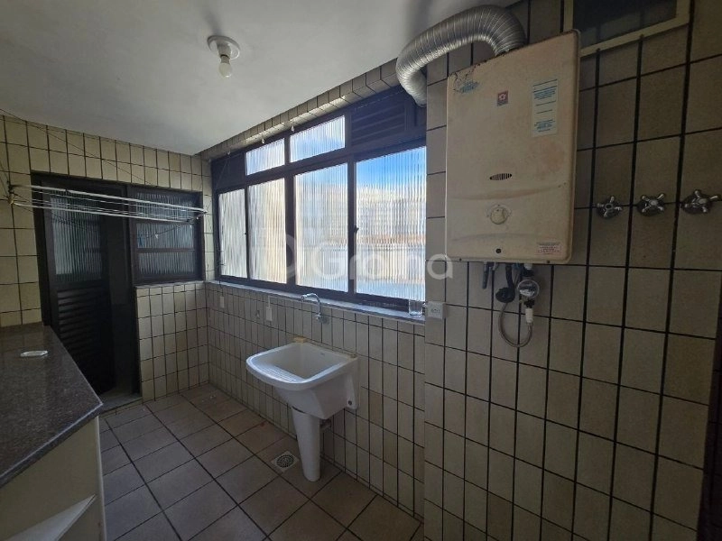 Apartamento no Centro com 4 dormitórios, sendo 2 suítes e 2 vagas: 27ª foto da galeria de imagens do imóvel