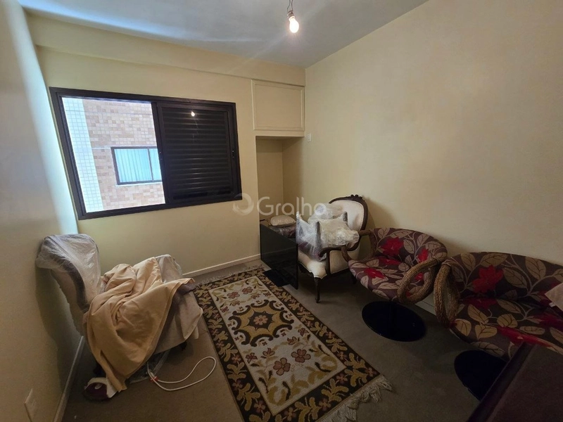 Apartamento no Centro com 4 dormitórios, sendo 2 suítes e 2 vagas: 16ª foto da galeria de imagens do imóvel