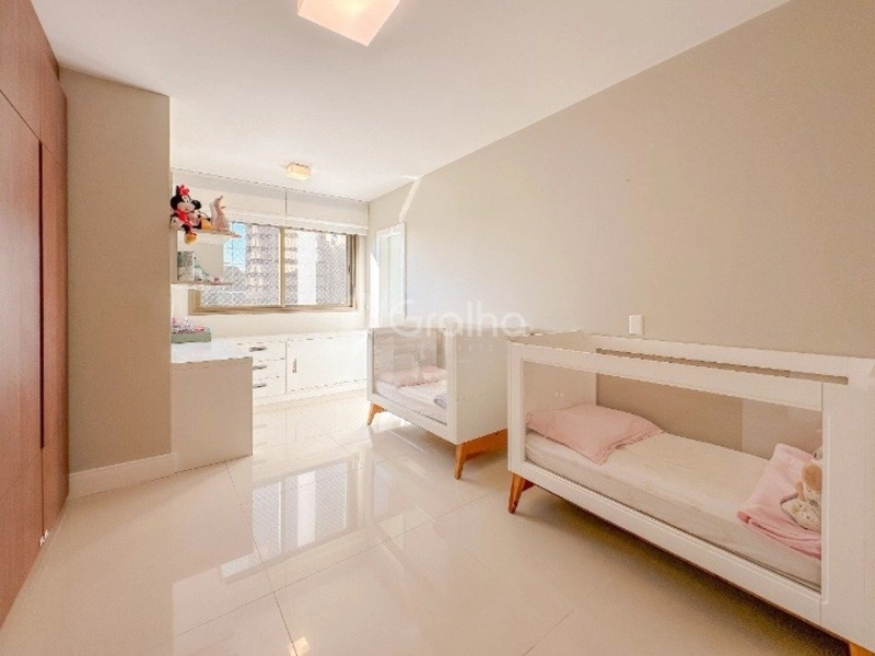 Apartamento no Centro de 256m² com 4 suítes e 4 vagas: 23ª foto da galeria de imagens do imóvel