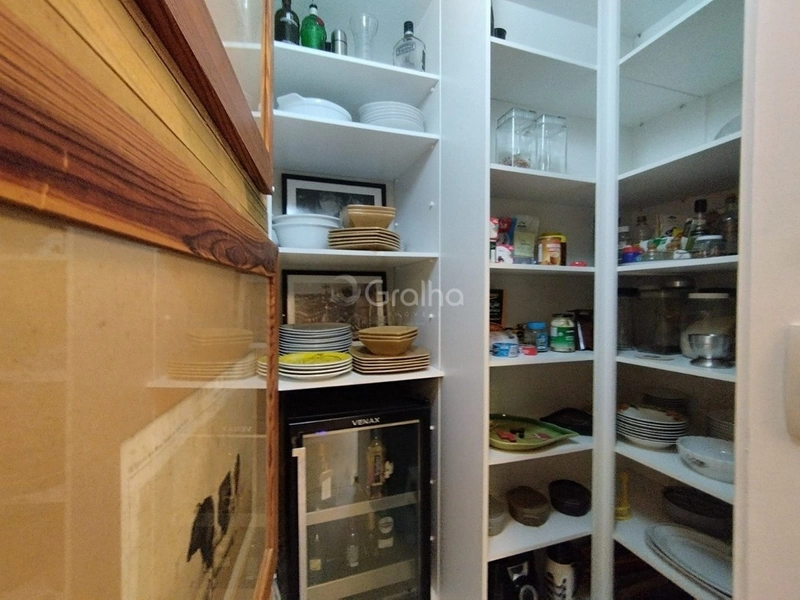 Apartamento no Centro com 5 dormitórios, sendo 2 suíte e 2 vagas: 18ª foto da galeria de imagens do imóvel