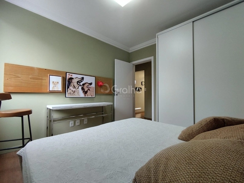 Apartamento no Centro com 5 dormitórios, sendo 2 suíte e 2 vagas: 25ª foto da galeria de imagens do imóvel