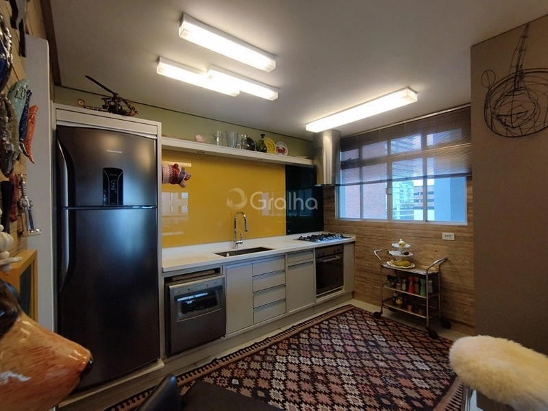 Apartamento no Centro com 5 dormitórios, sendo 2 suíte e 2 vagas: 12ª foto da galeria de imagens do imóvel