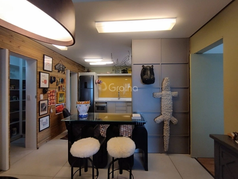 Apartamento no Centro com 5 dormitórios, sendo 2 suíte e 2 vagas: 11ª foto da galeria de imagens do imóvel