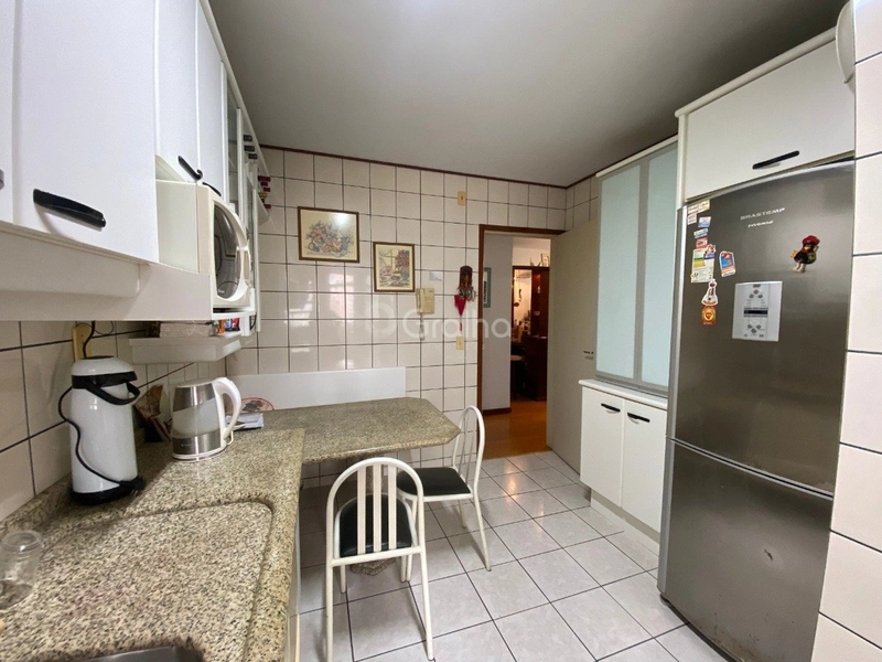 Apartamento no Centro com 3 dormitórios, sendo 1 suíte e 1 vaga: 9ª foto da galeria de imagens do imóvel