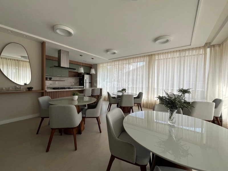 Apartamento em Coqueiros com 2 dormitórios, sendo 1 suíte e 1 vaga: 23ª foto da galeria de imagens do imóvel