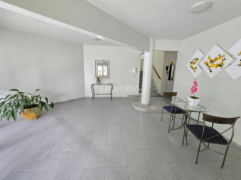 Apartamento em coqueiros com 03 dormitórios, sendo 01 suíte e 1 vaga: 29ª foto da galeria de imagens do imóvel