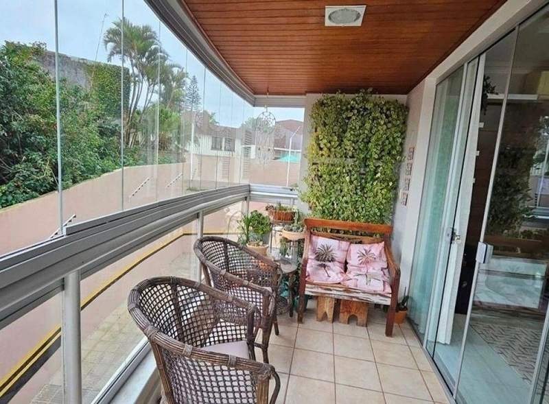 Apartamento no Abraão com 3 dormitórios, sendo 1 suíte e 2 vagas 114m²: 2ª foto da galeria de imagens do imóvel
